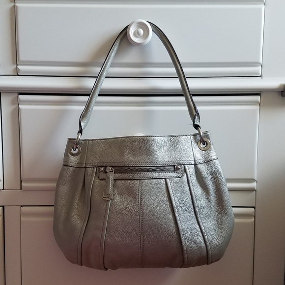 Tignanello Champagne EUC handbag, shoulder bag - Picture 3 of 8